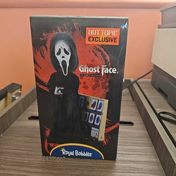 NIB Scream Ghost Face Bobblehead Royal Bobbles Hot Topic Exclusive Halloween - Picture 1 of 10